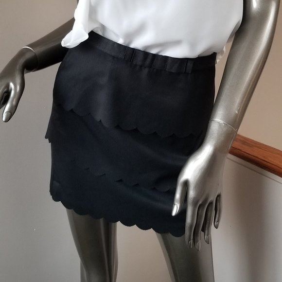 Black Scallop Skirt - Picture 1 of 3